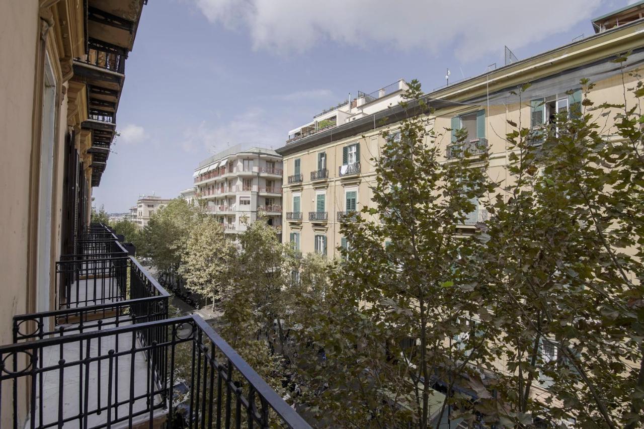 La Naples