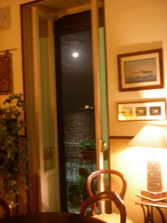 Bed & Breakfast Latomare *