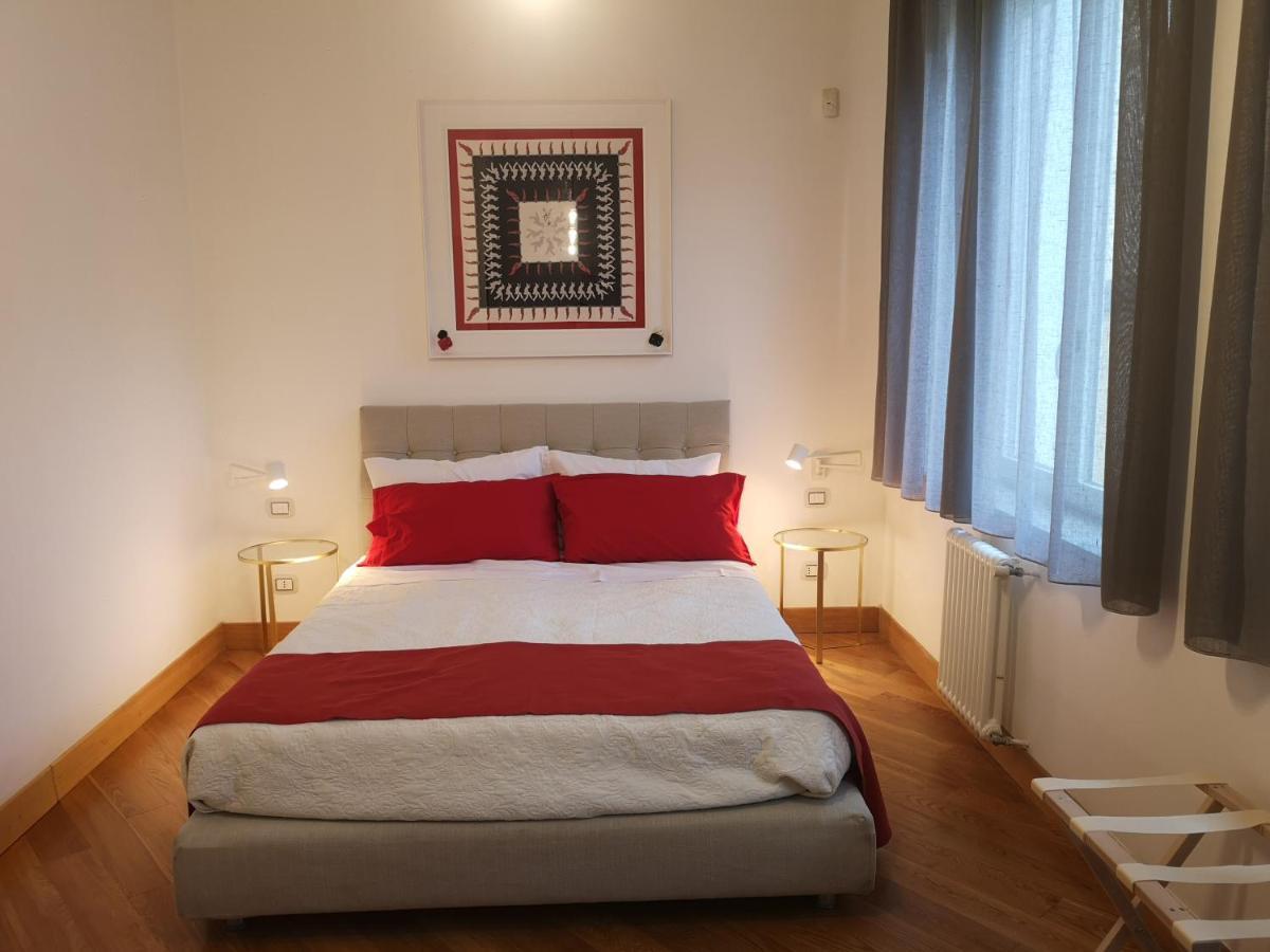 Home33 *