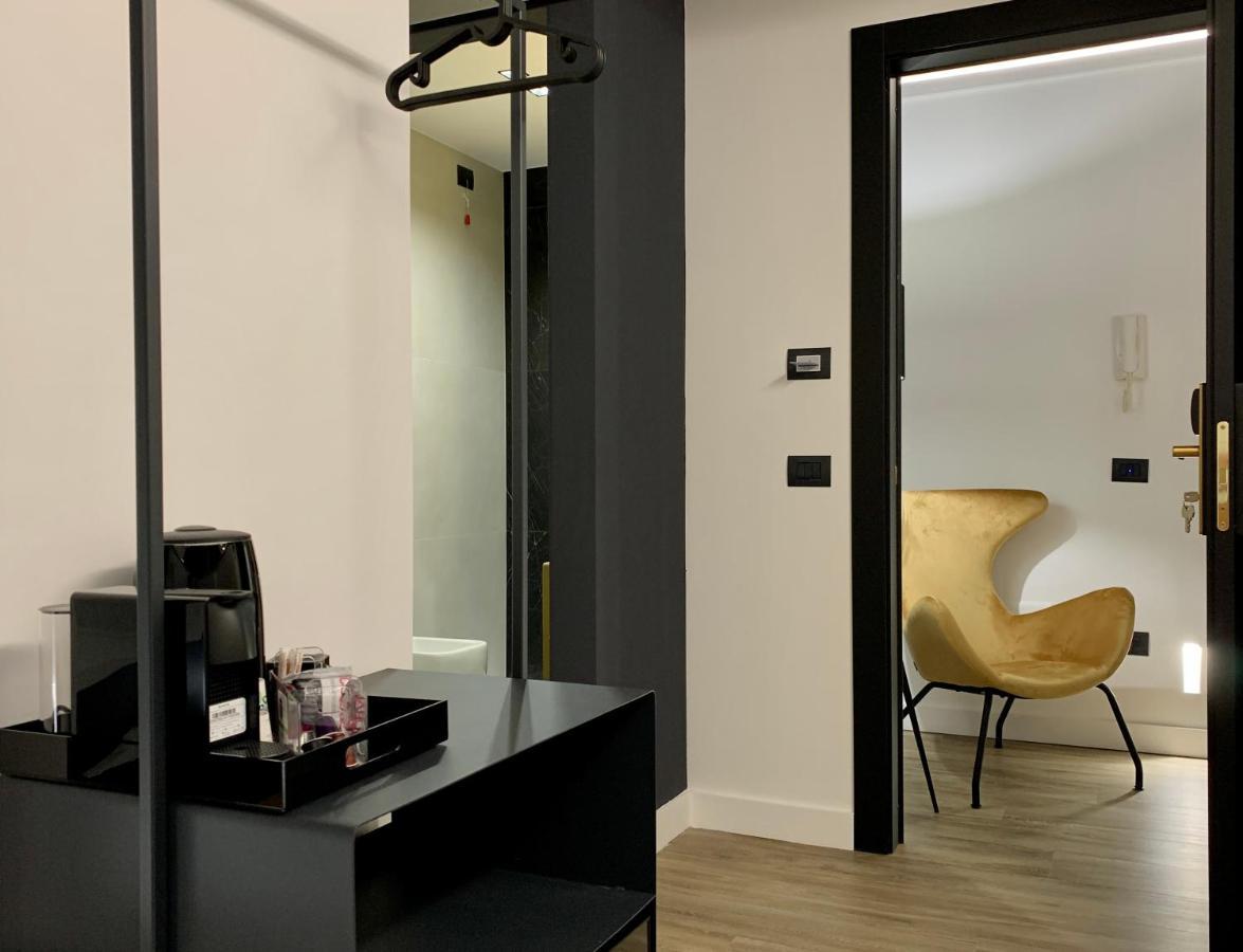Toledo Boutique Naples