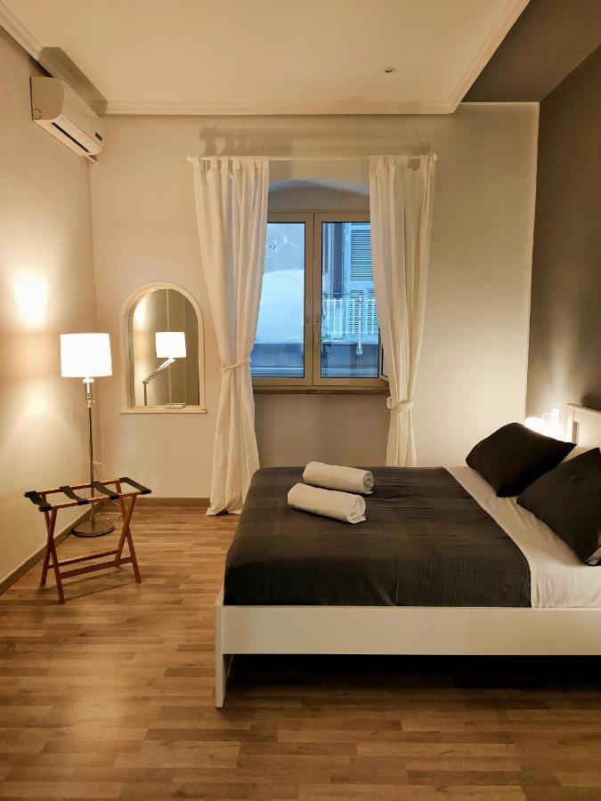 Pithecusa Apartment