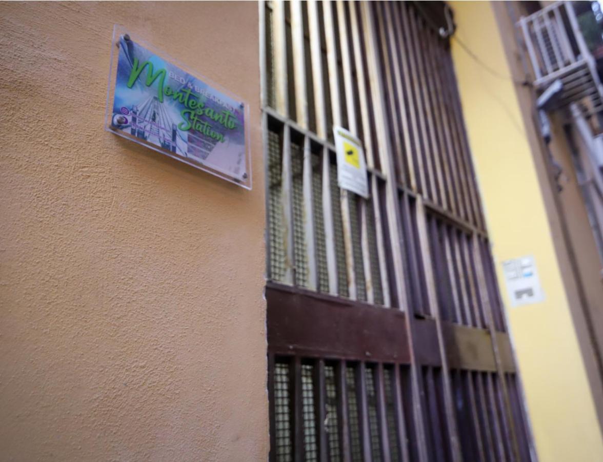 Montesanto Station Bed & Breakfast Naples