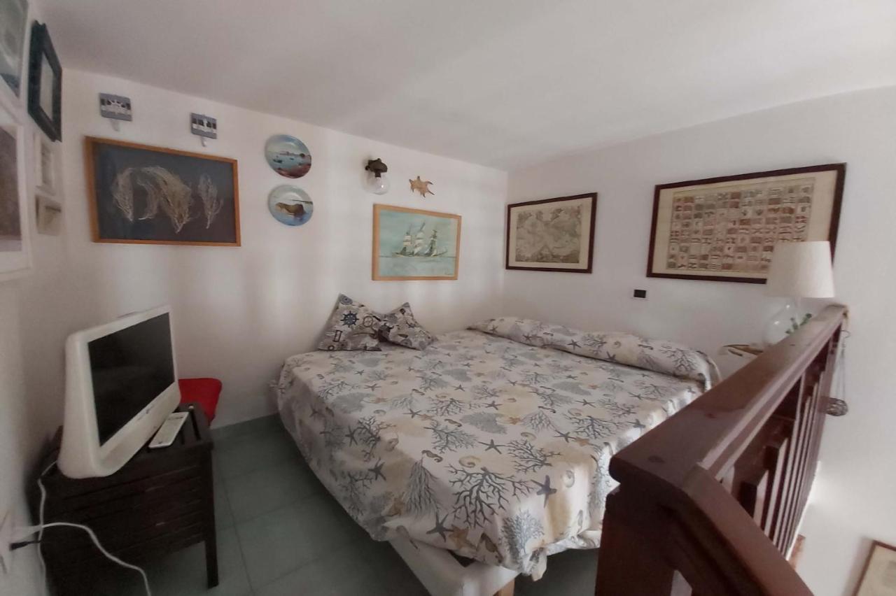 Latomare Bed & Breakfast
