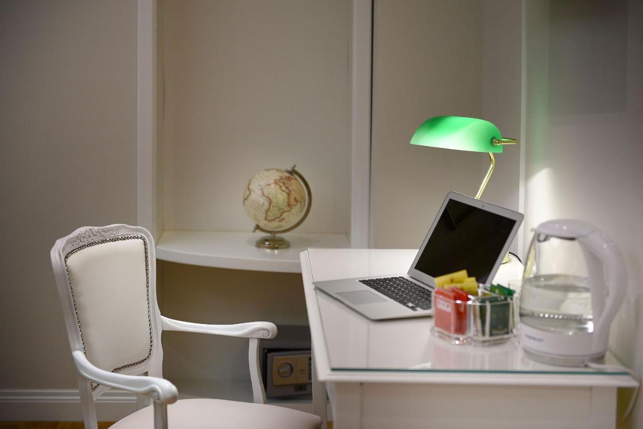 Residenza Borbonica Bed & Breakfast Naples