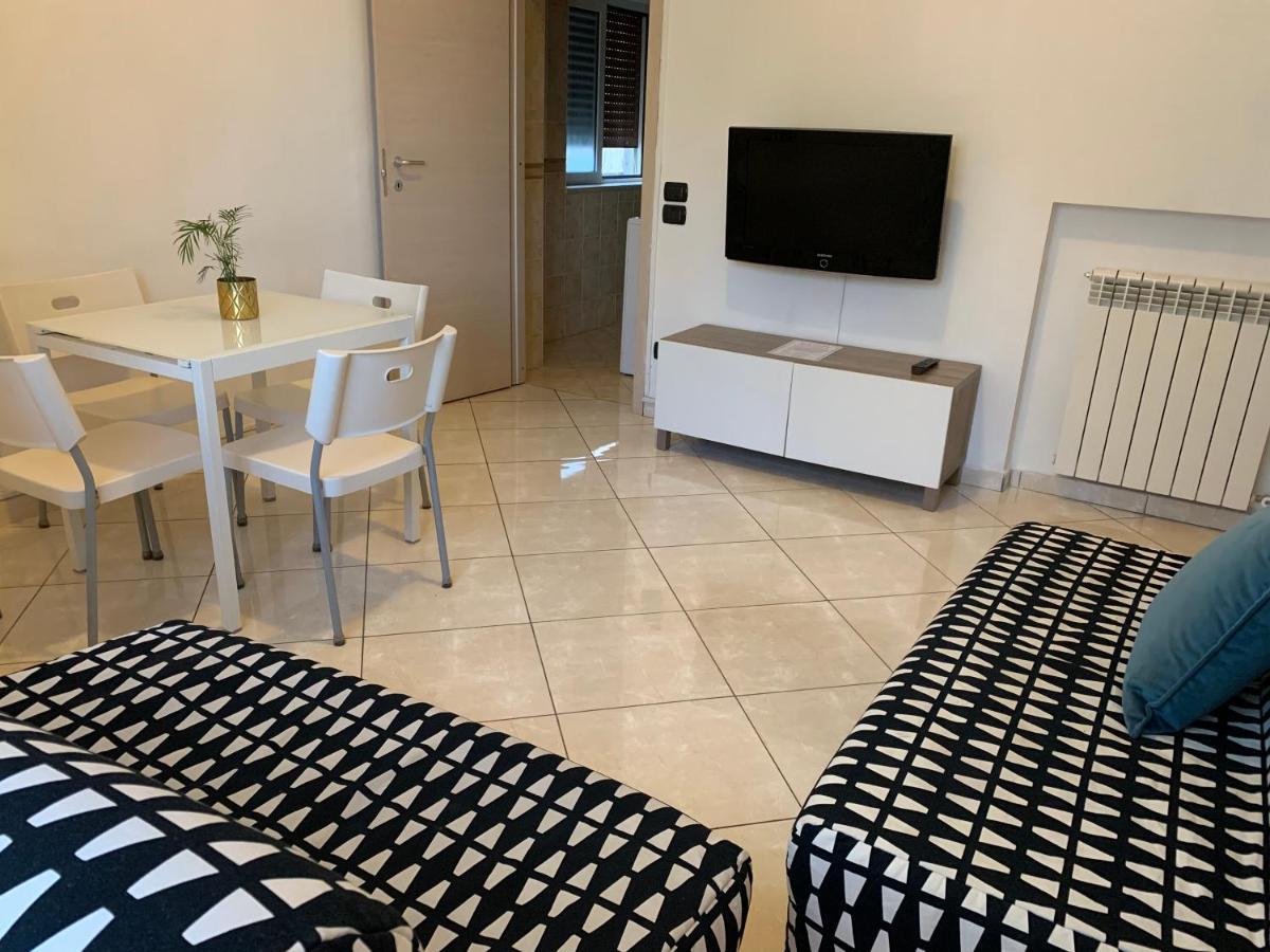 Tuanis Guest house Naples