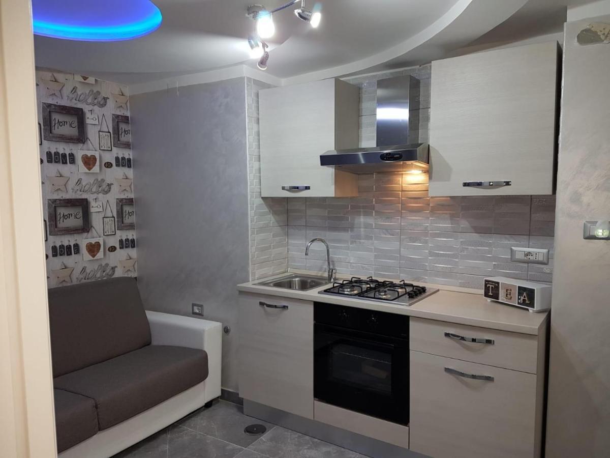 Rebby's Apartment Naples