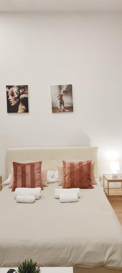 Bed & Breakfast Domus Luigi Leone *