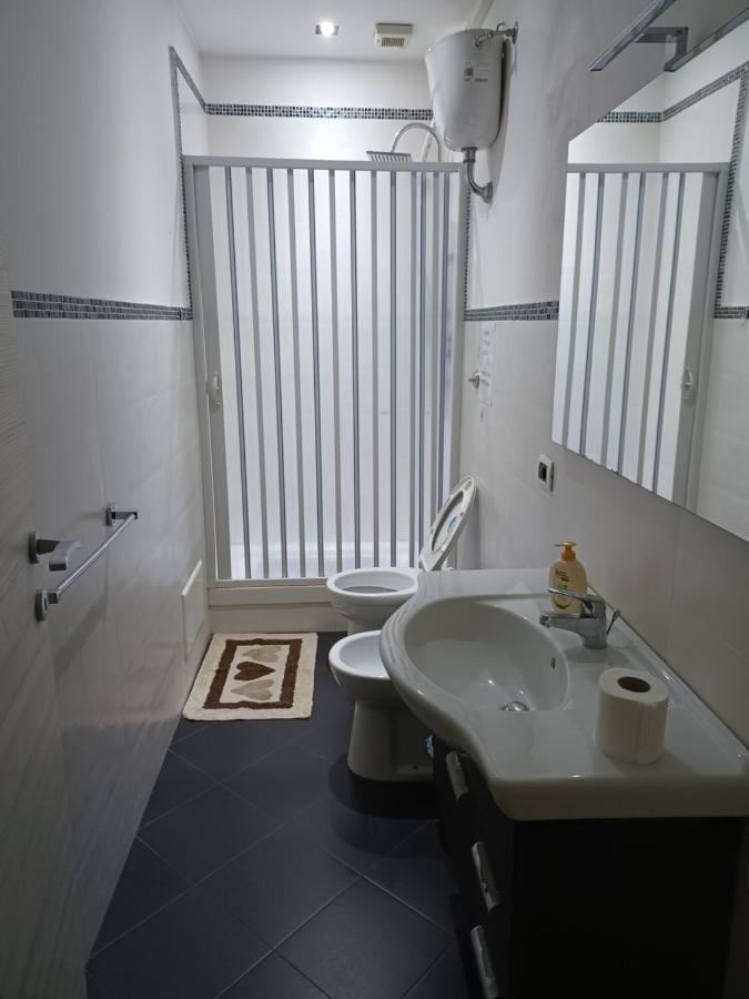 Ponte Di Chiaia Guest house Naples