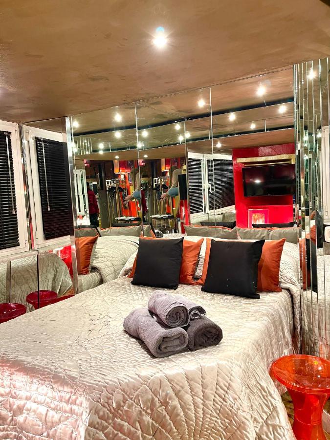 Galleria Umberto I Luxury Apartment