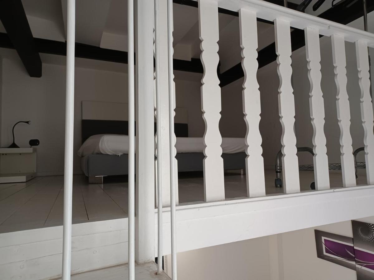 Ponte Di Chiaia Guest house Naples