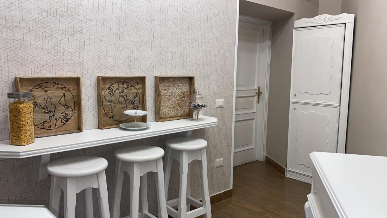 Partenopeo Bed & Breakfast Naples