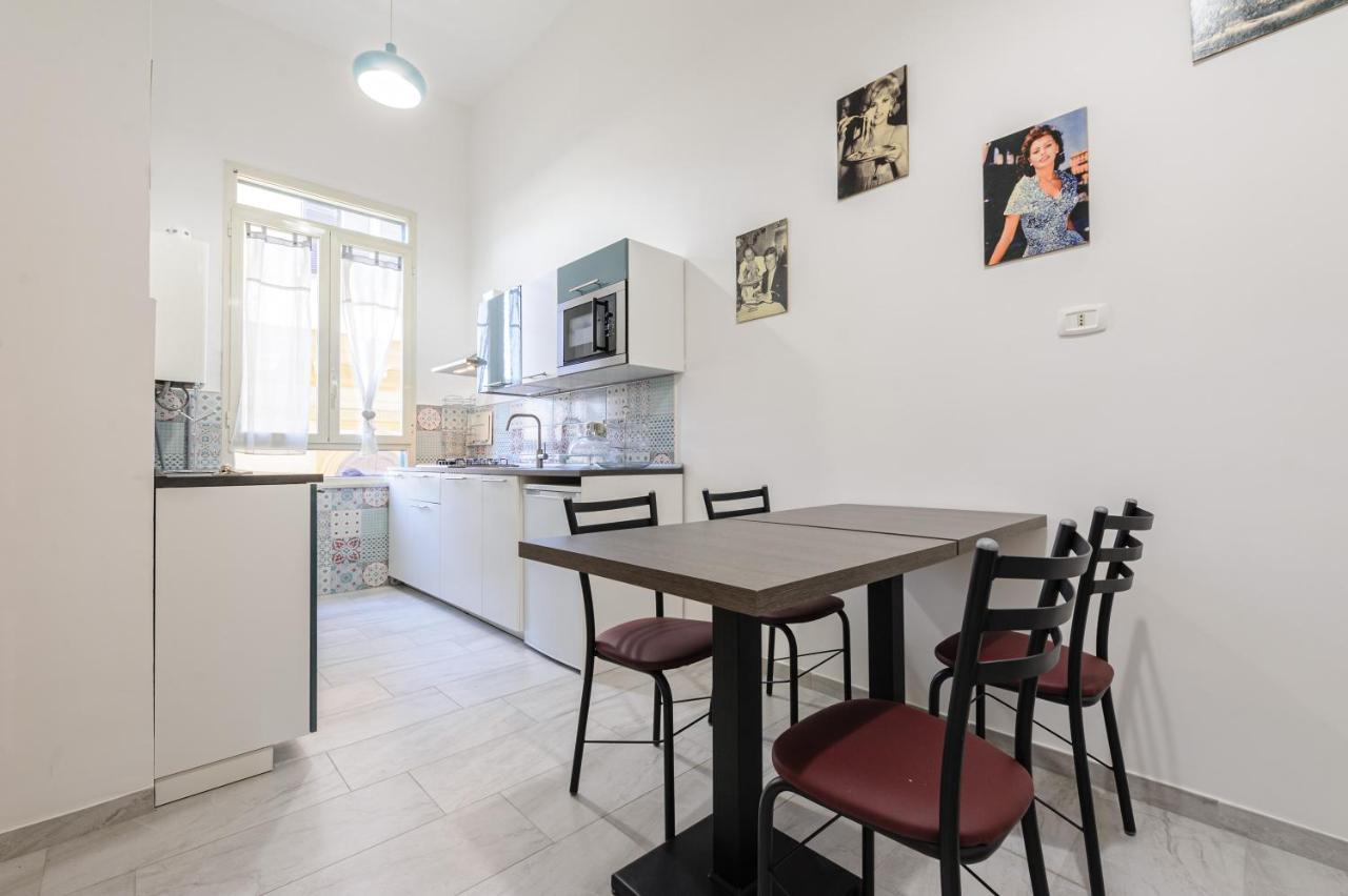 Apartment Via Aniello Falcone 72b Naples