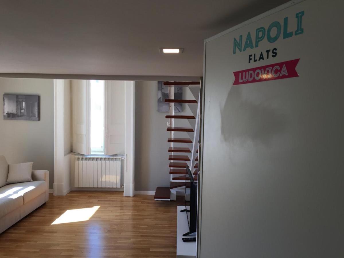 In Flats * Naples