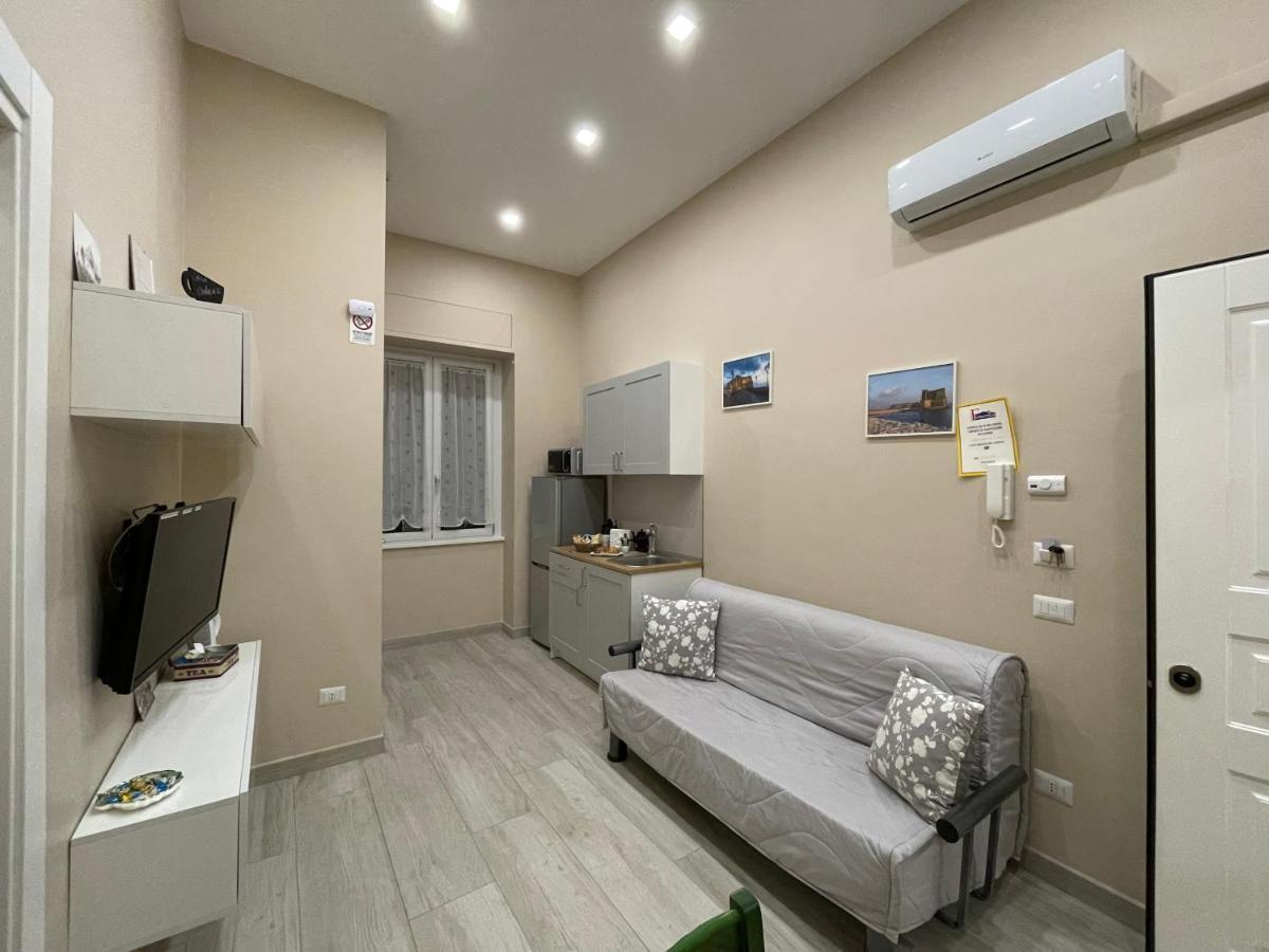 Casa Cavaliere Bed & Breakfast Naples