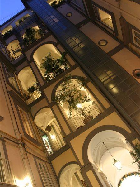 Chiaja De Charme Hotel 3*