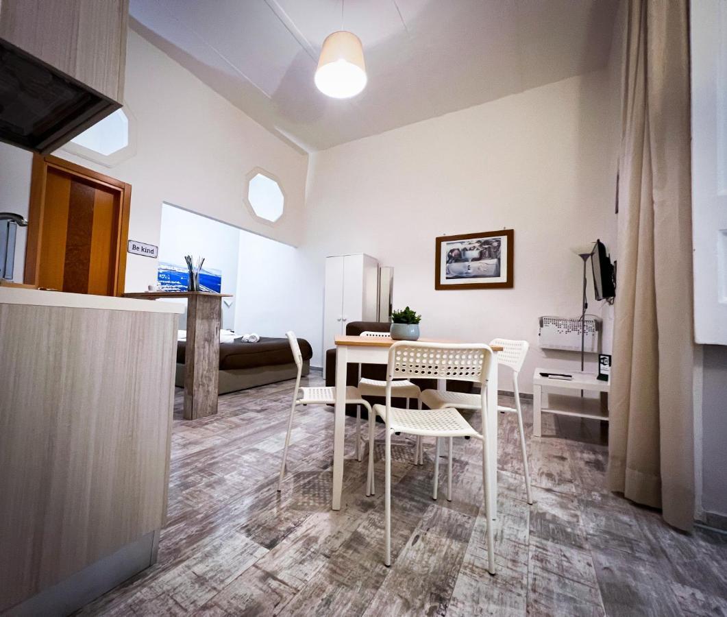 Casa Martino Formale * Naples