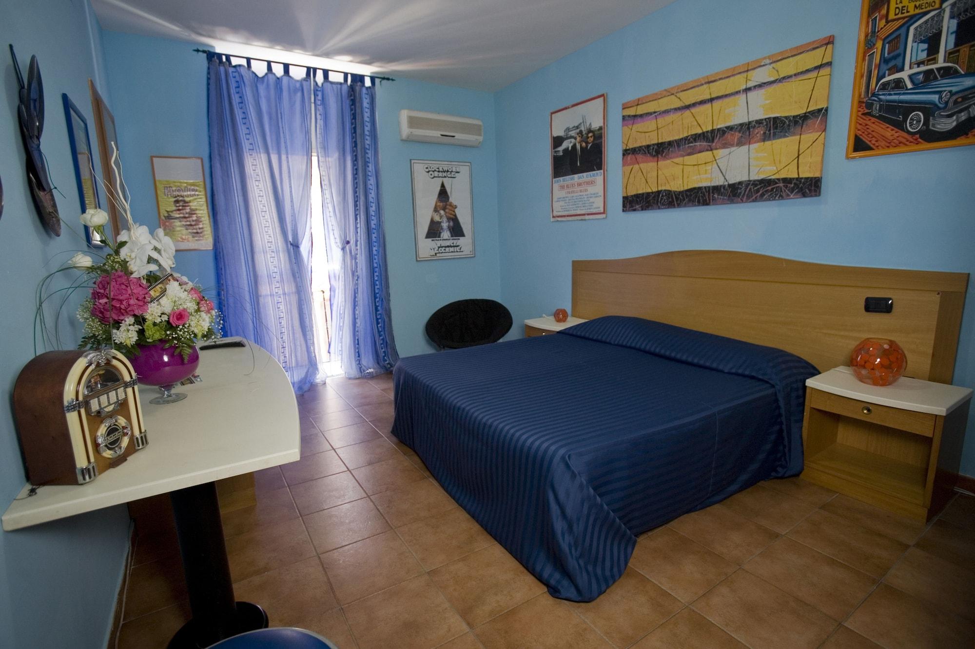 Cineholiday Hotel 3*