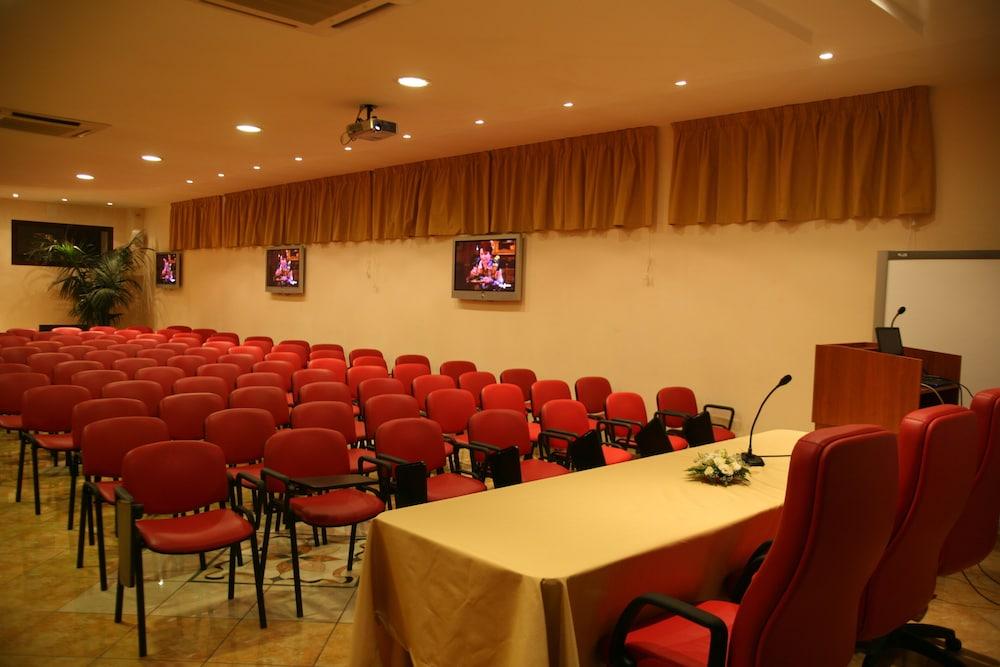 Ranch Palace 4*
