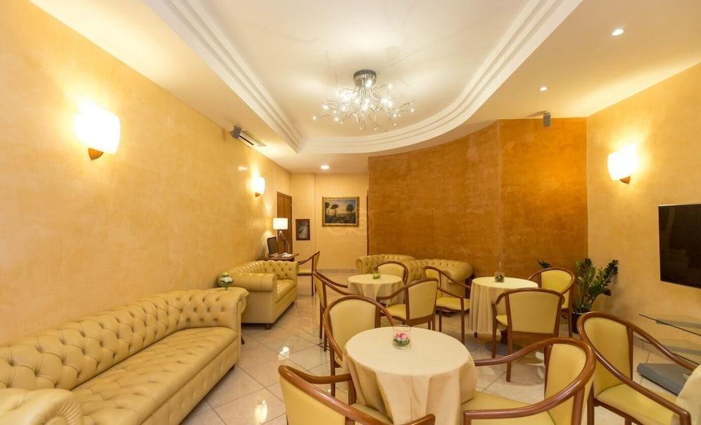 Ranch Palace 4* Naples