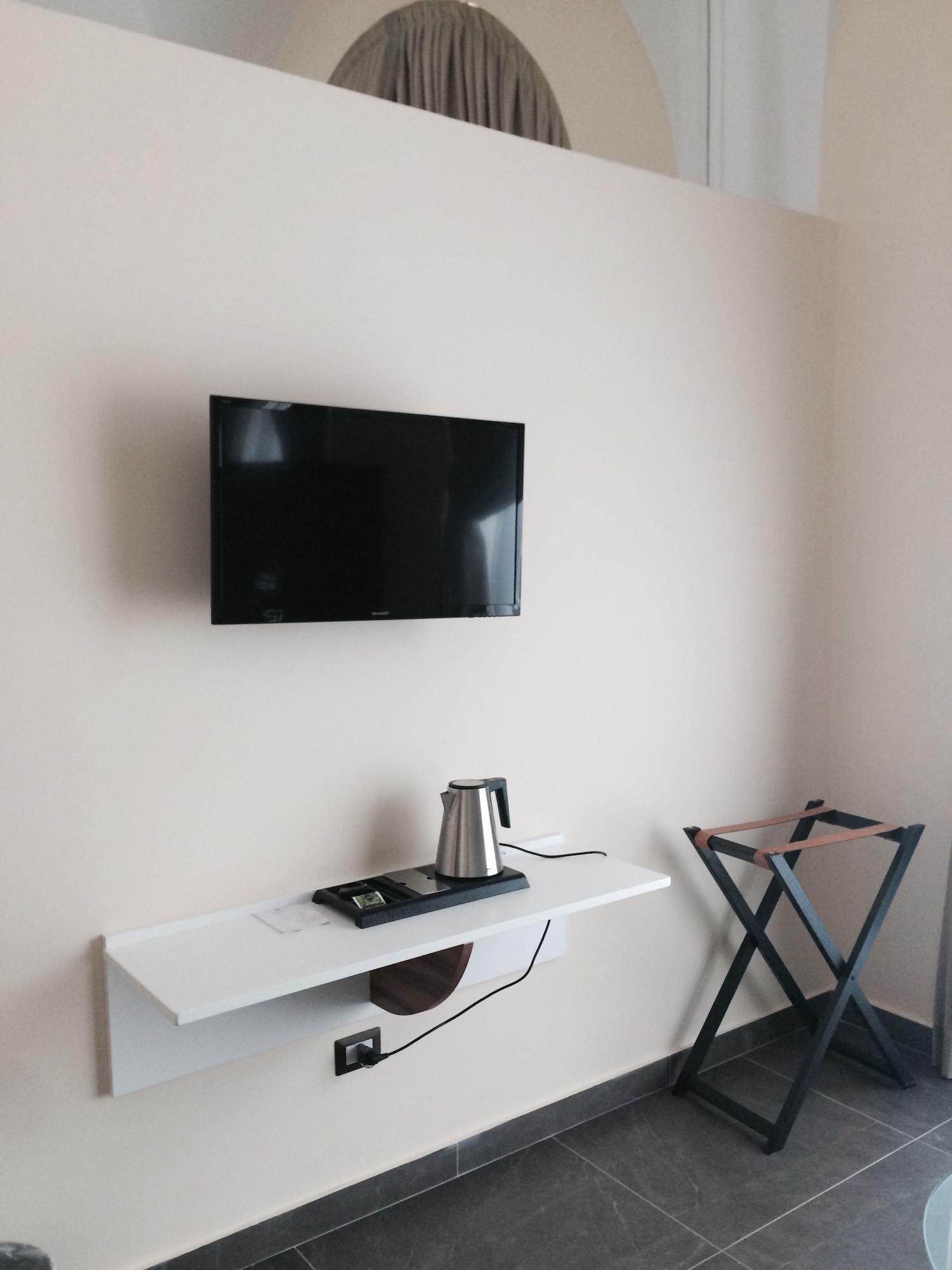 Art Resort Piazza Carita' 4* Naples