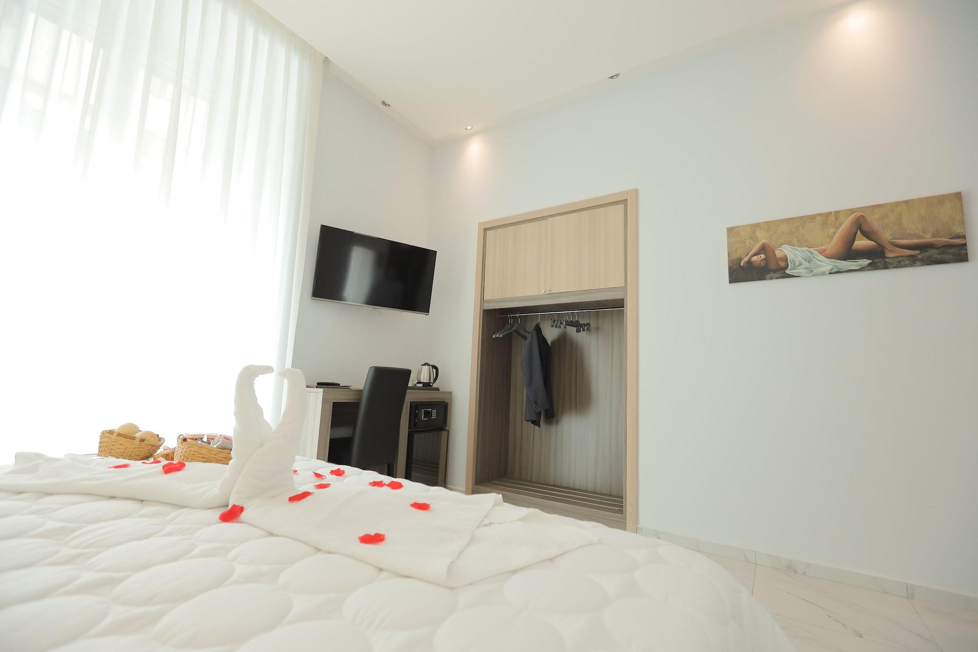 Garibaldi 3* Naples