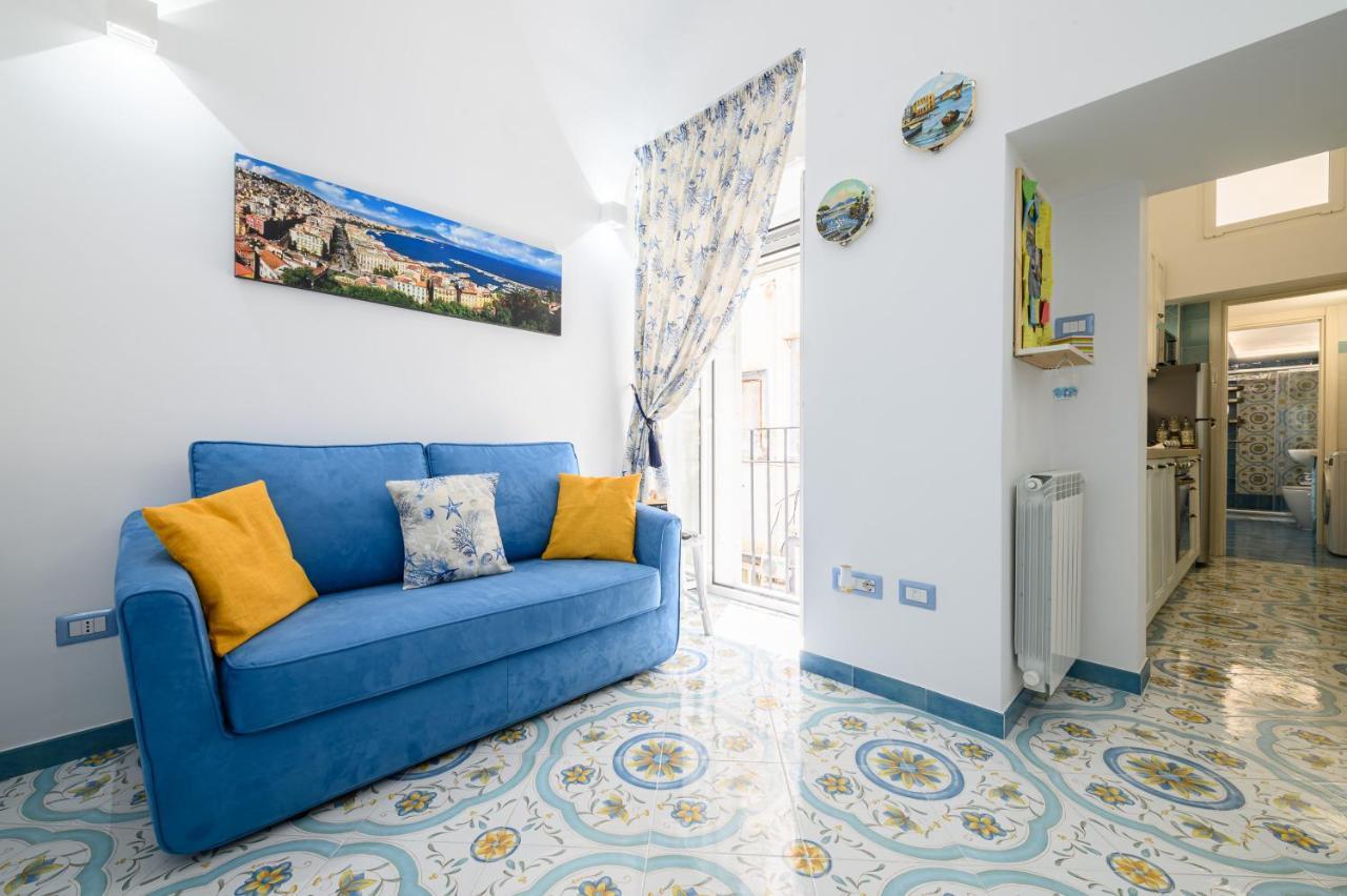Serematte Al 26 Naples