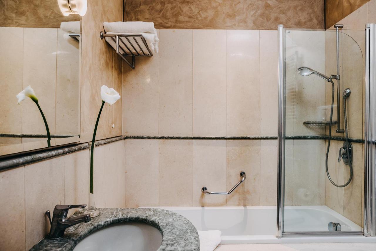 Costantinopoli 104 Hotel Naples