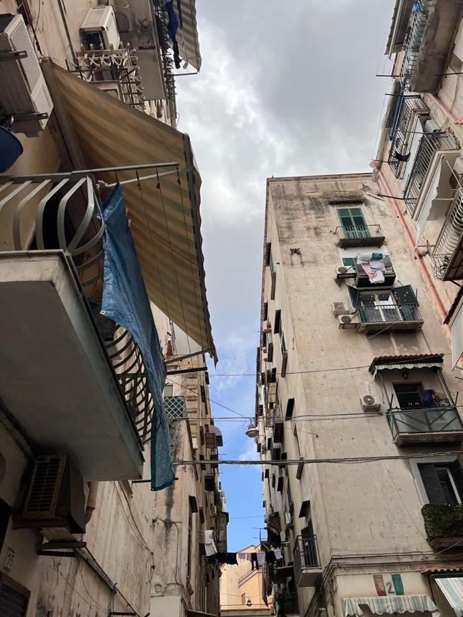 Monolocale A Due Passi Da Spaccanapoli * Naples
