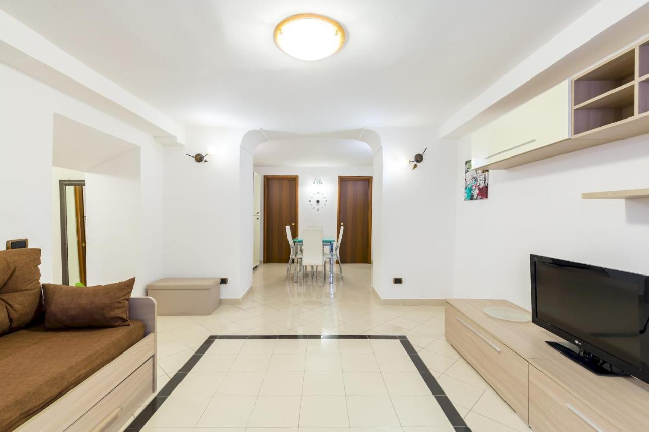 Qs1 - Indipendent Flat In Center Apartment *