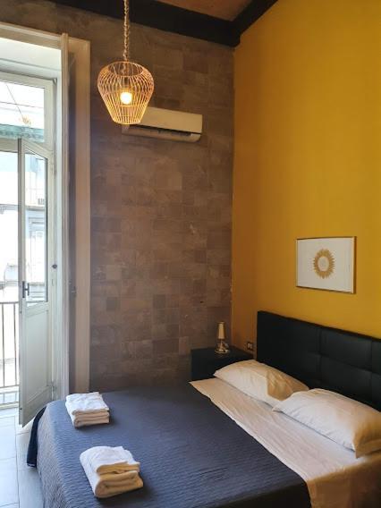 Emyjo Naples