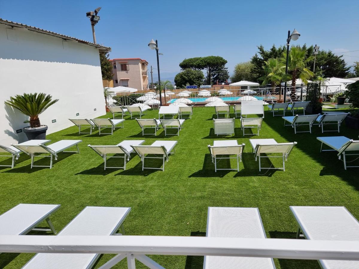 Ranch Palace 4* Naples