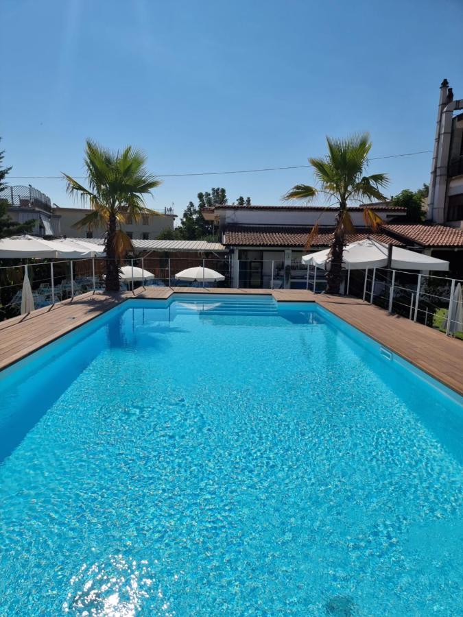 Ranch Palace 4* Naples