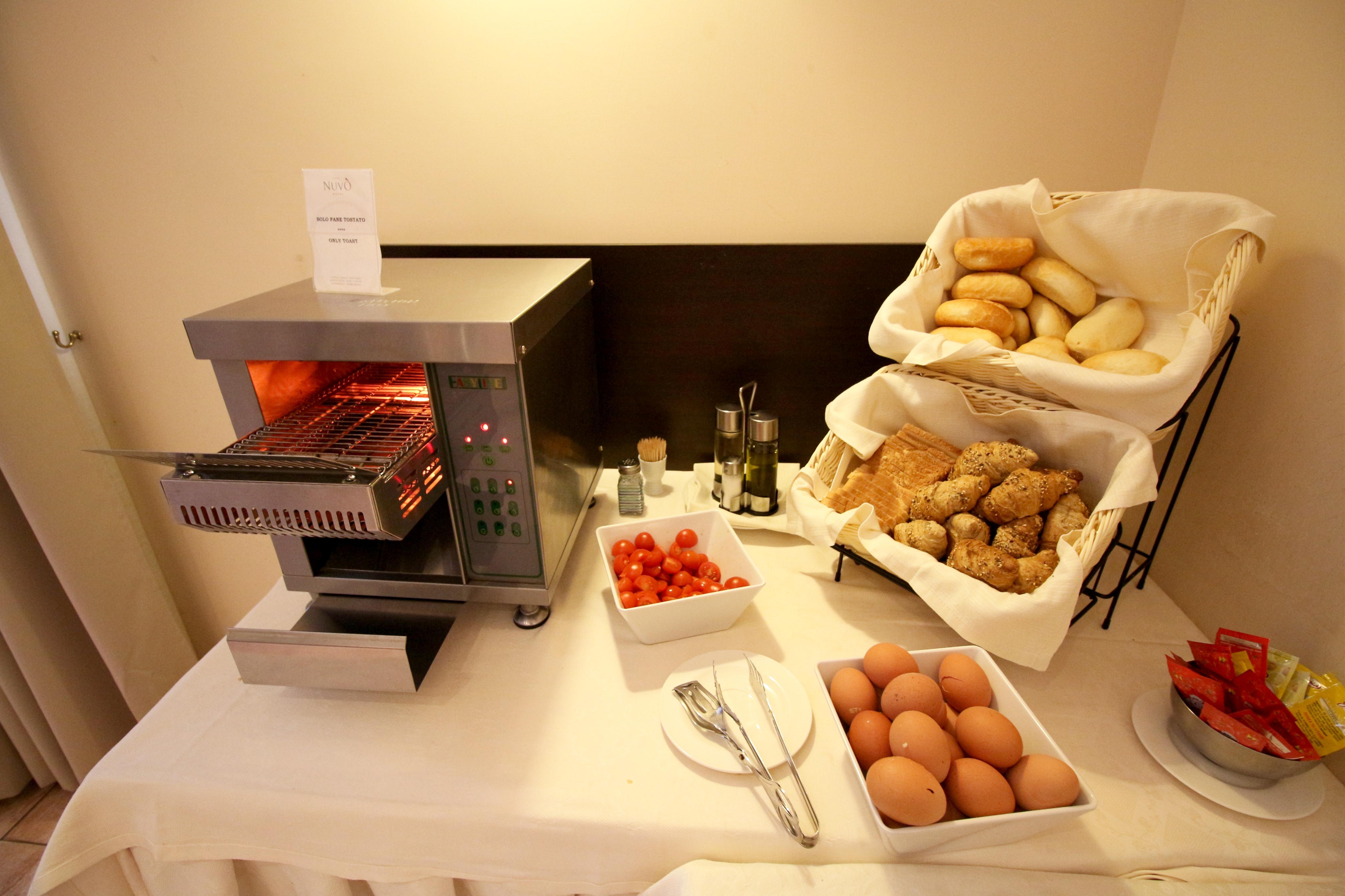 Hotel Nuvo 4*
