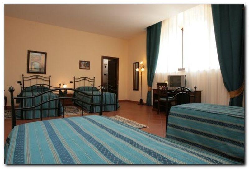 Grand Capodimonte Hotel Naples