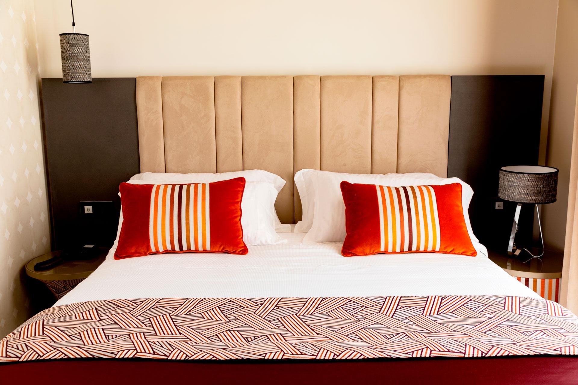 Amadomus Luxury Hotel 4*