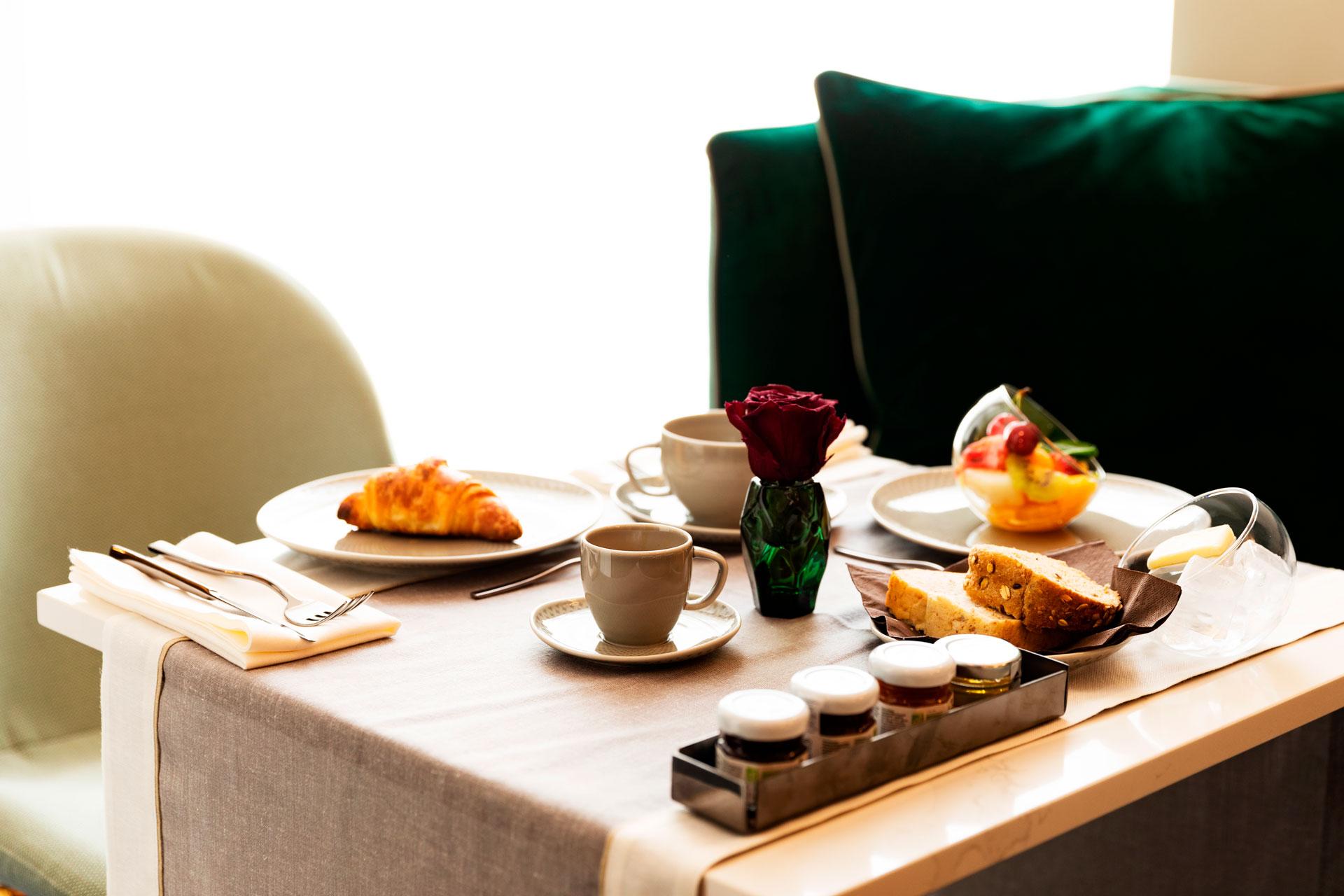 Amadomus Luxury 4*