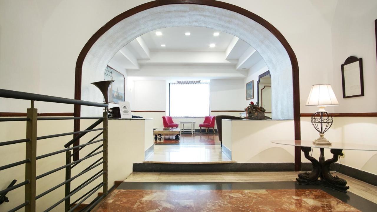 Hotel Cesare 14 Naples