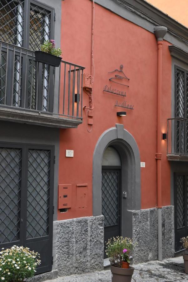 Palazzina Avallone Bed & Breakfast *