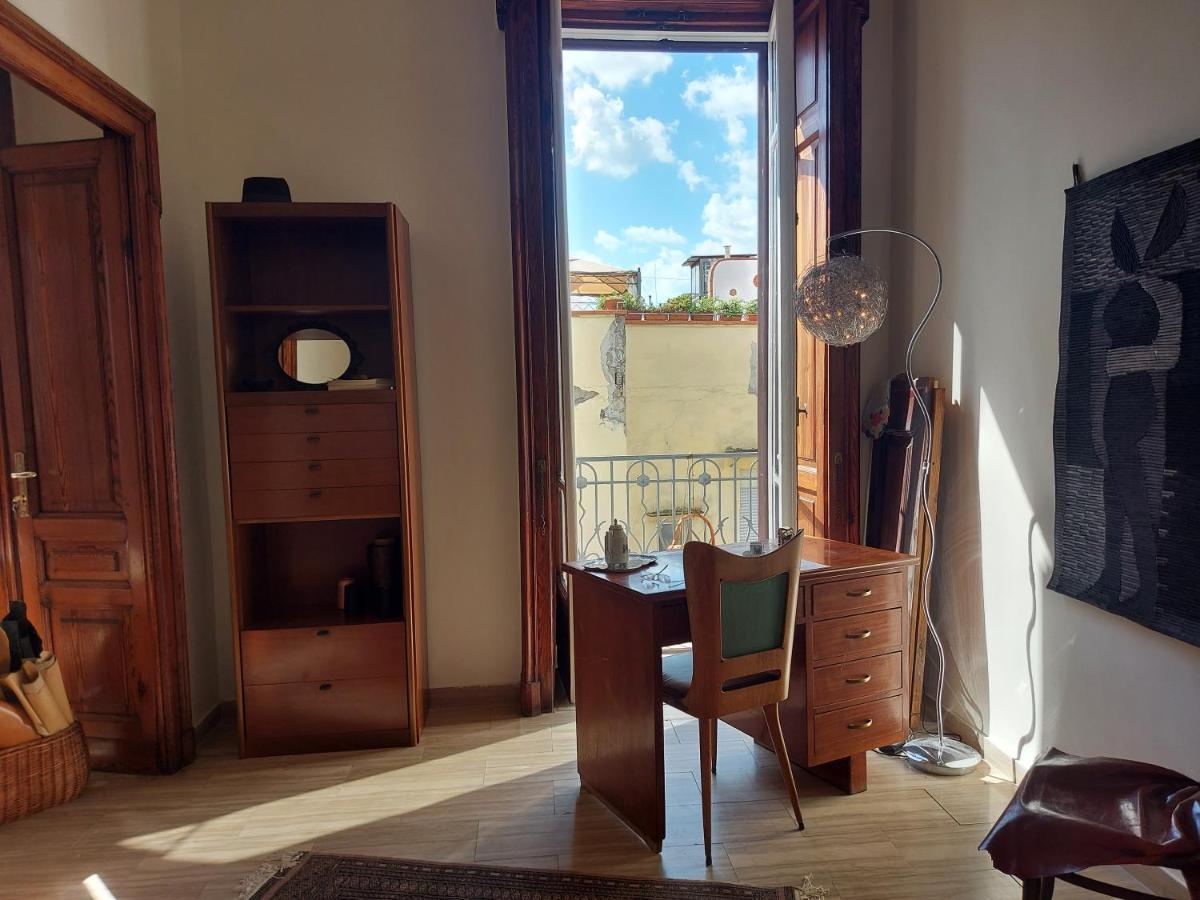 La Stanza Di Zoe Della Luna D'irene Guest house Naples