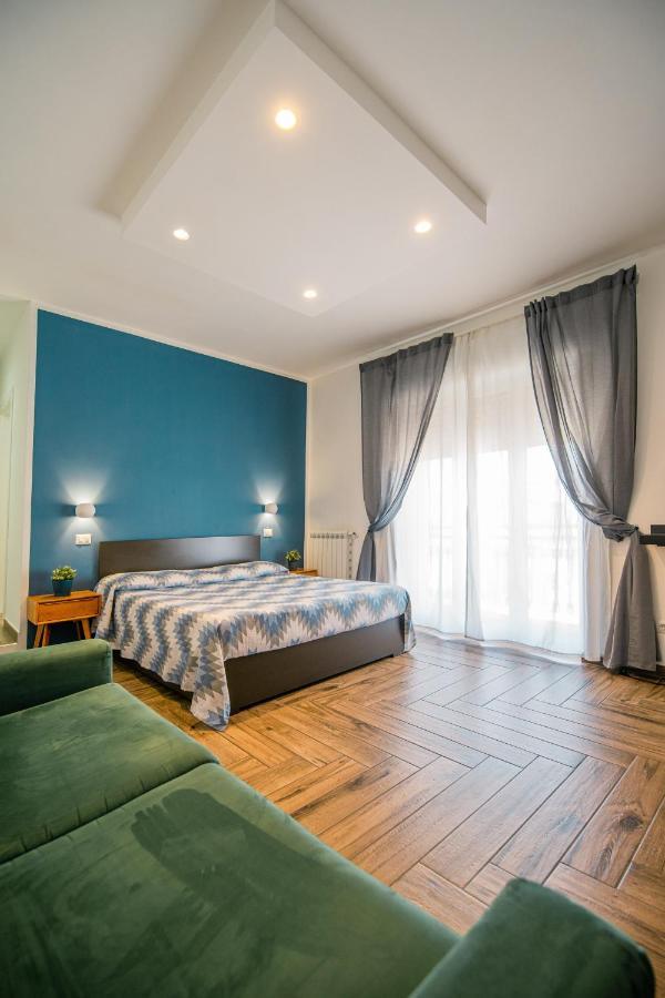 Hub Ferroviario - 12 Posti Letto Per Il Tuo Gruppo A Con Wifi E Netflix Bed & Breakfast