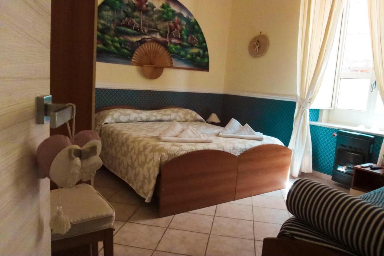 Olimpo Degli Dei 3* Naples