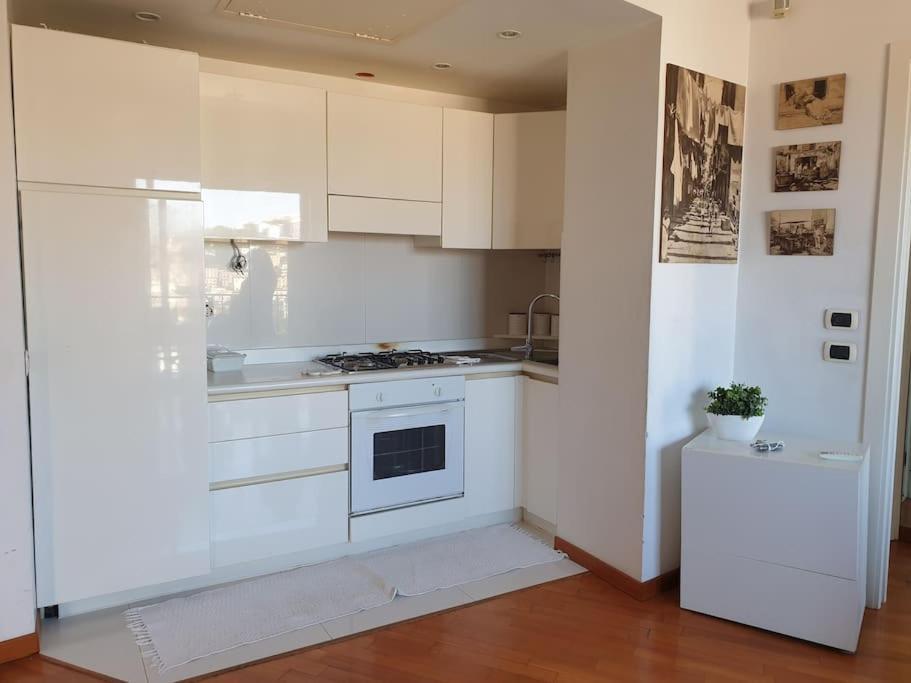Chiaia Bilocale Panoramico Holiday home *