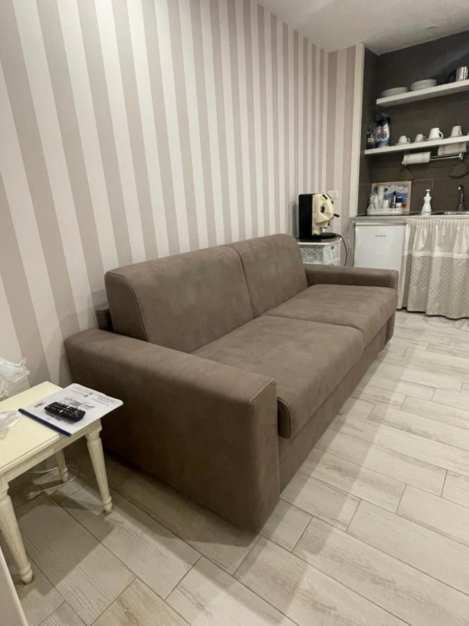 Casetta Piazza Plebiscito Guest house Naples