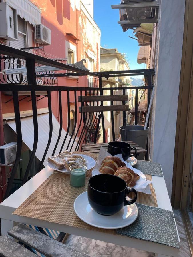 Casina 53 * Naples