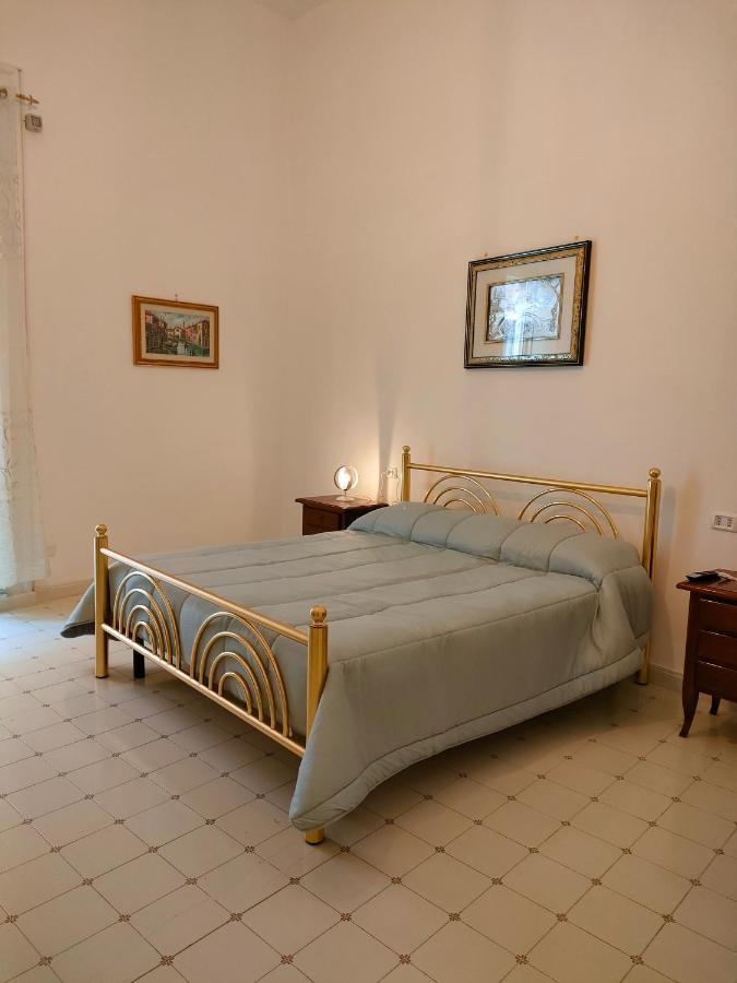 Cisterna's Guest house *