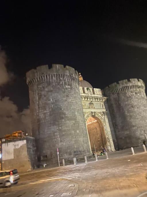 La Porta Di * Naples
