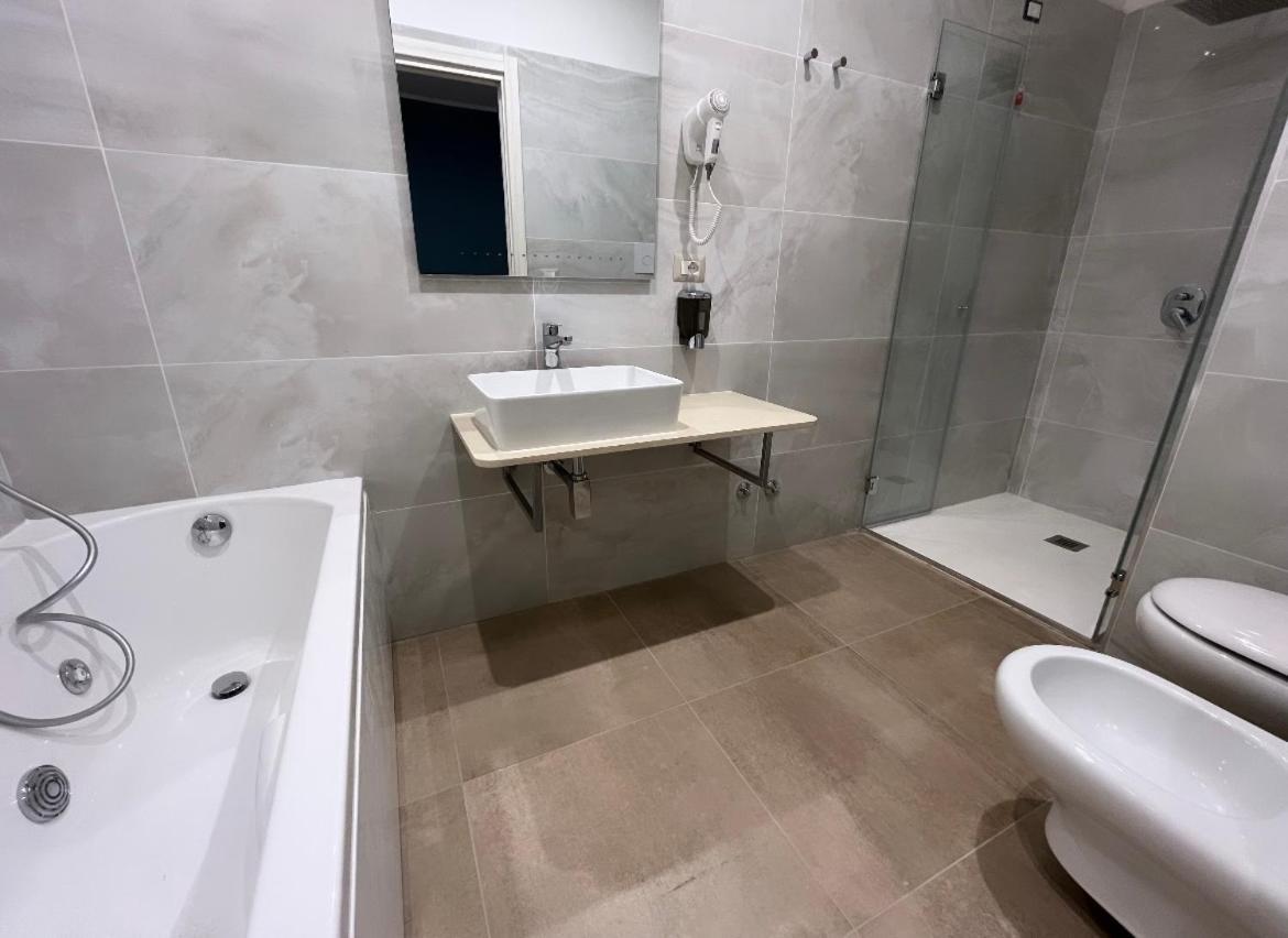 Avio Guest house