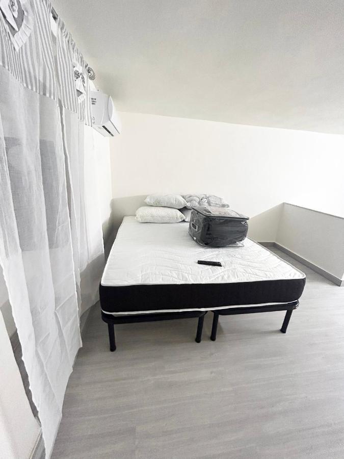 Apartment Pontenuovo 6e8 House