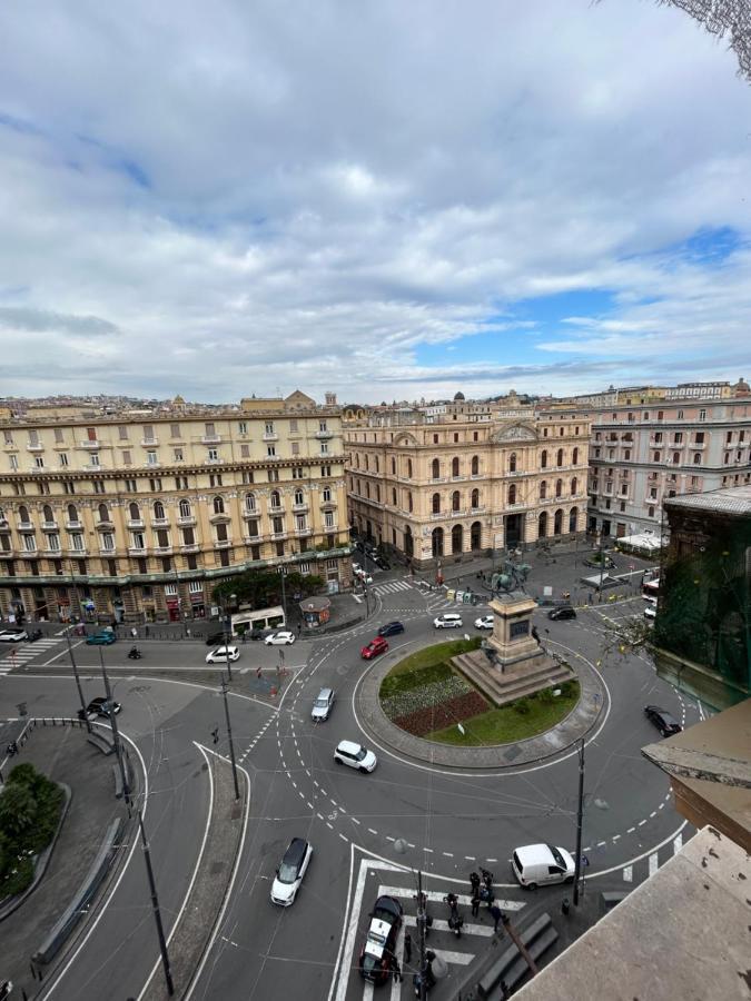 2naples * Naples