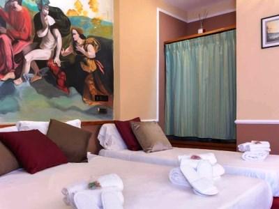 Ares Naples